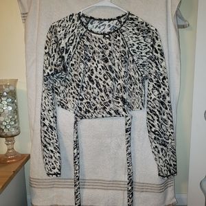 Nwt all in motion large swim cover top